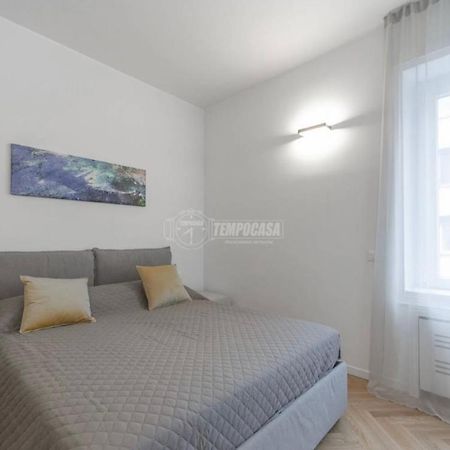 Milano: Incantevole Appartamento In Pieno Centro - Fancy Yellow Apartments Екстер'єр фото