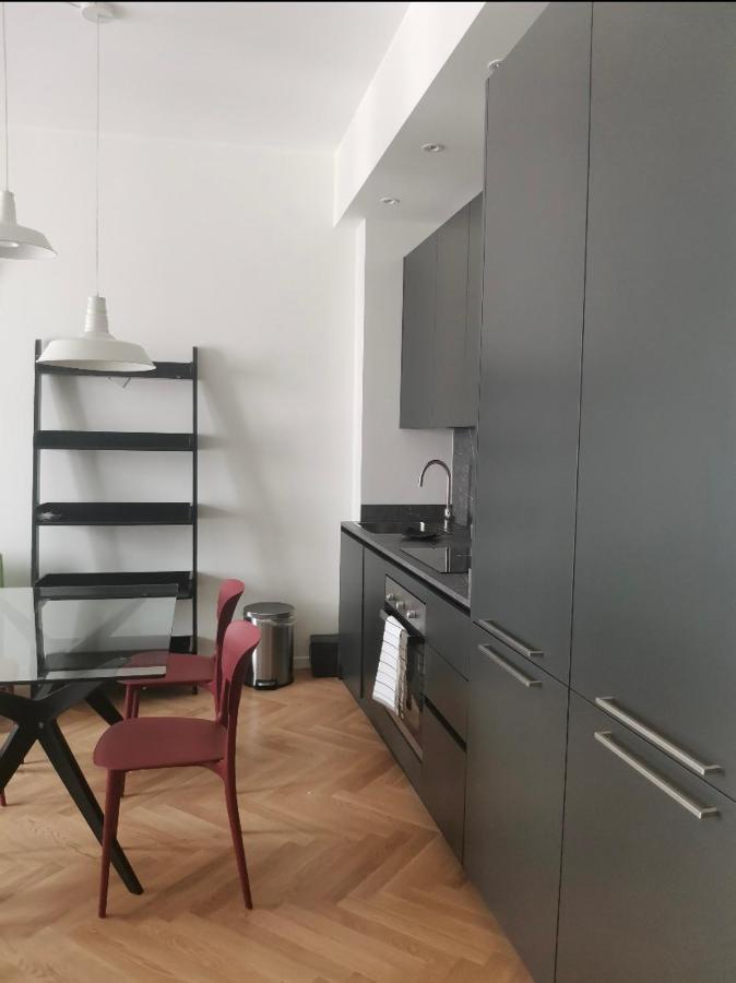 Milano: Incantevole Appartamento In Pieno Centro - Fancy Yellow Apartments Екстер'єр фото