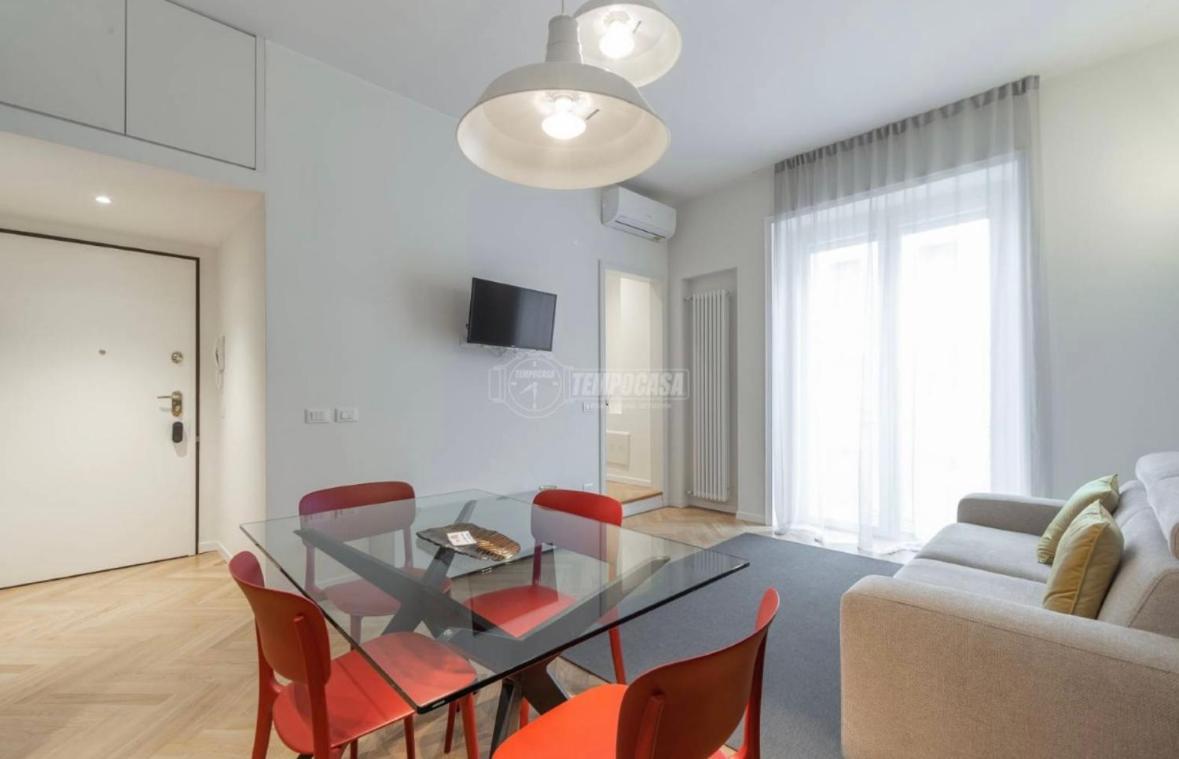 Milano: Incantevole Appartamento In Pieno Centro - Fancy Yellow Apartments Екстер'єр фото